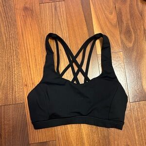 LuluLemon Size 4 Energy Bra Black